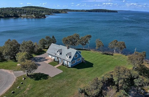 Eastport House | WOW! Private 3acre Oceanfront Home, whales,eagles,walkable to village/Dog Island