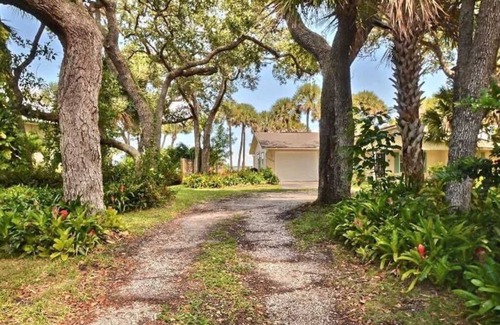 Sebastian House | Wow! Right on the Intracoastal Waterway + Boat Dock - Direct Waterfront Property