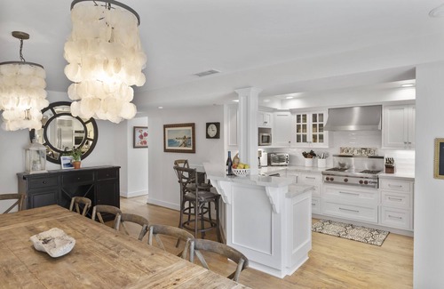 Carpinteria House | WOW! Rincon Point Beach-Pups upon approval, Hot Tub, Gated Community