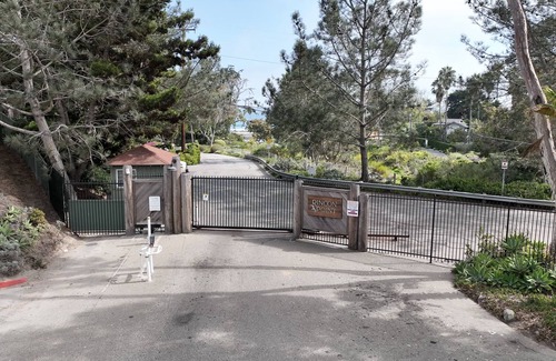 Carpinteria House | WOW! Rincon Point Beach-Pups upon approval, Hot Tub, Gated Community