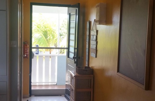 Hato House | Wow spectacular all new remodeled Bonaire Oceanfront SandDollar F10 2 Bd 2.5 b