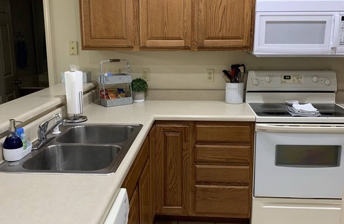 Branson West Condo | WOW! Walk in 3 King suites next to SDC!