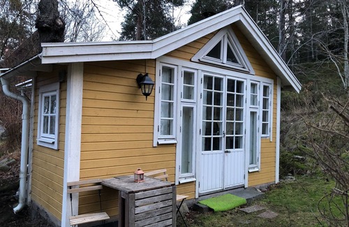 Lidingo Cottage | Writer's cottage in the inner archipelago