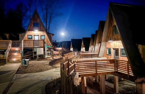 Asheville Cabin | Wrong Way River Lodge & Cabins