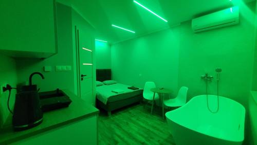 Checiny Apartment | Wrzosowe Wzgórze 5 - Mały Apartament z Wanną