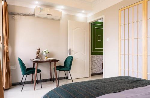Optics Valley Apartment | Wuhan Hongshan·Guanggu Square· Locals Apartment 00157650