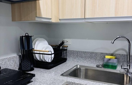 Mandurriao Apartment | WV Towers Studio Escape with Shared Facilities