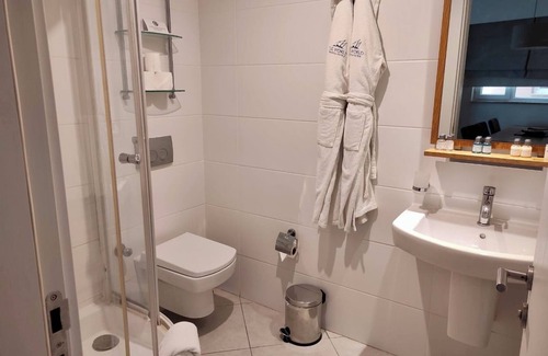 Kusadasi Apartment | Wyndam Golf Resort House At Kuşadası 2 room 2 bathroom 1 living room