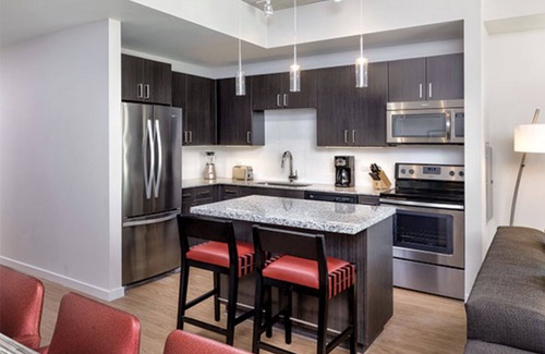Civic District Resort | Wyndham Austin Resort ~ 2B Deluxe ~ Sleeps 6 ~ Brand New!