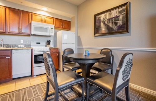 Las Vegas Hotel | Wyndham Grand Desert, Las Vegas, 1 Bedroom Suite