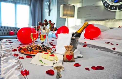 Fenerbahce Hotel | Wyndham Grand Istanbul Kalamış Marina Hotel