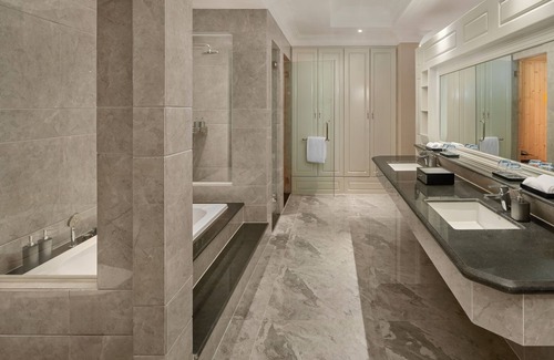 Daun Penh Hotel | Wyndham Grand Phnom Penh Capital