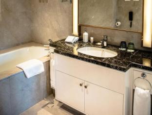 Yanta Qu Hotel | Wyndham Grand Xi'an Residence