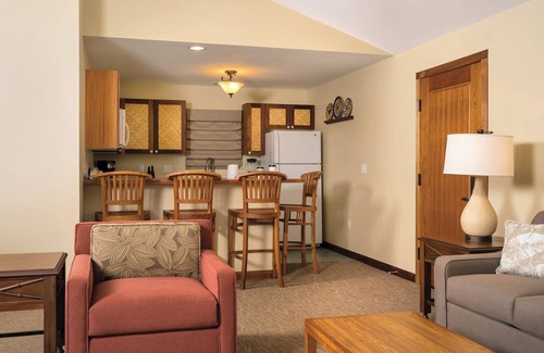 Historic Kailua Village Condo | Wyndham Kona Hawaiian | Two 2BR King Bed Suites
