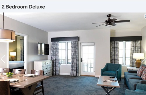 Downtown San Antonio Resort | Wyndham La Cascada 2 bedroom/2 bath unit in Riverwalk in downtown San Antonio