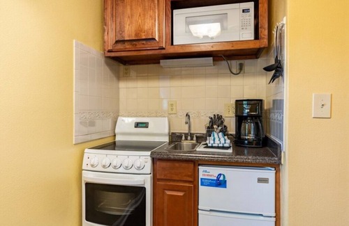 Williamsburg Apartment | Wyndham Patriots Place - Studio