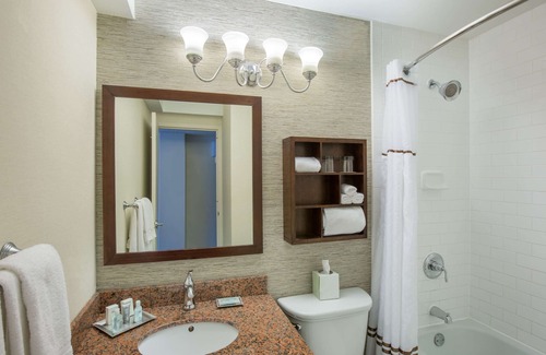 Center City East Hotel | Wyndham Philadelphia Historic District