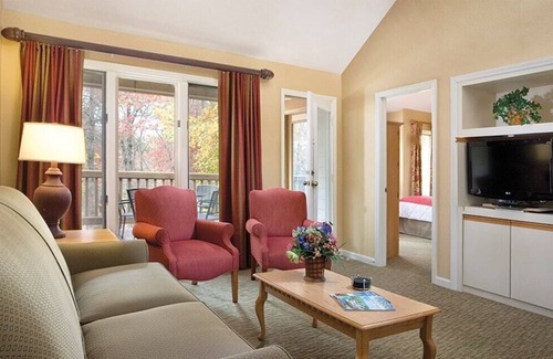 Fairfield Glade Resort | Wyndham Resort at Fairfield Glade, Tennessee-Lakes, Golf, Hiking, and More!