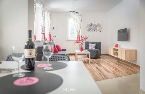 Polanica-Zdroj Apartment | Wysokie Himalaje, MyWeek