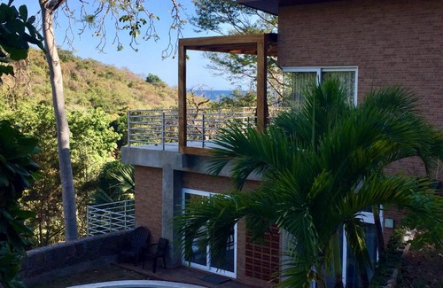 Tamanique House | XANADU, La Joya surf house
