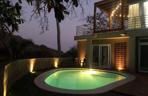 Tamanique House | XANADU, La Joya surf house