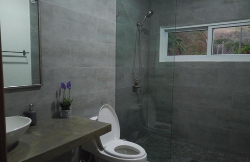 Tamanique House | XANADU, La Joya surf house