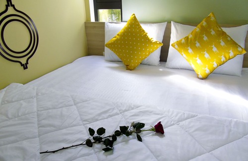 Hoi An City Centre Bed & Breakfast | Xanh La homestay Hoi An nearby old town