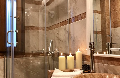 Arachova Hotel | Xenonas Iresioni