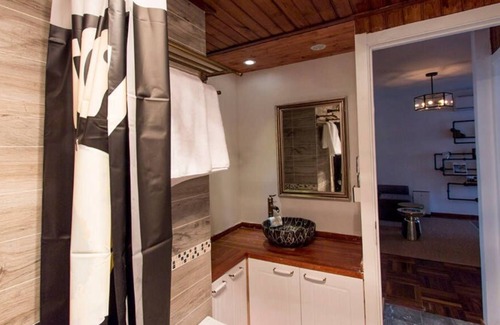 Huangpu Apartment | Xintiandi Dali-theme Gallery Suite, slps 6