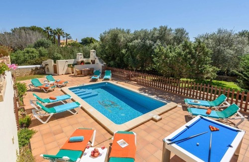 Son Xoriguer Villa | Xoric 5 bedroom villa, Cala'n Bosch
