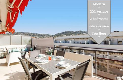 Cannes City Centre Apartment | XXL 2 beds with XXL terrace next to Martinez Hotel