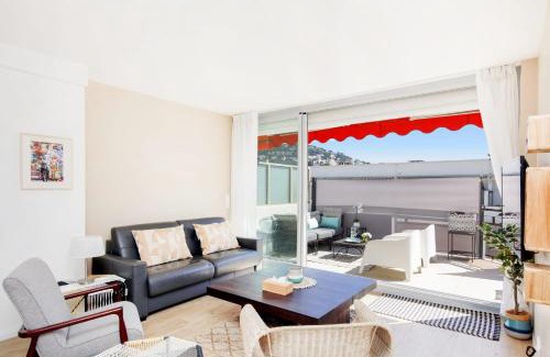 Cannes City Centre Apartment | XXL 2 beds with XXL terrace next to Martinez Hotel