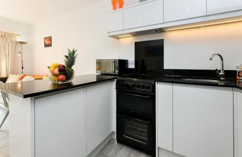 Llanbedrog Apartment | Y Cwtch