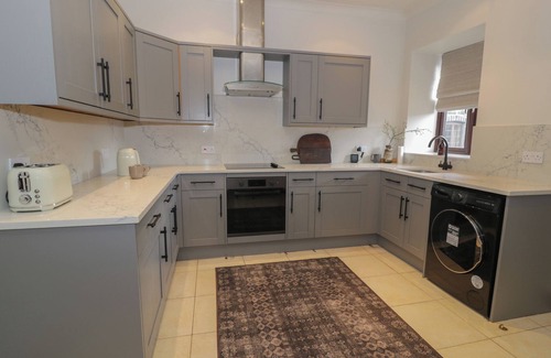 Conwy Cottage | Y GRANAR, pet friendly, character holiday cottage in Conwy