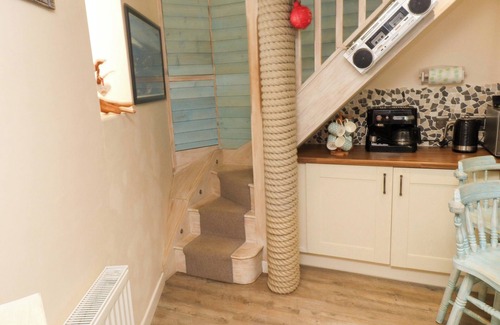 Criccieth Cottage | Y STABL, pet friendly, character holiday cottage in Criccieth