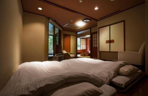 Kaga Hotel | Yamanakaonsen Ohanami Kyubei