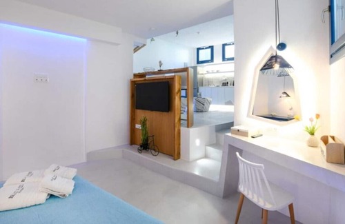 Monolithos House | Yang Villa in Monolithos Beach, next to Fira, close to airport