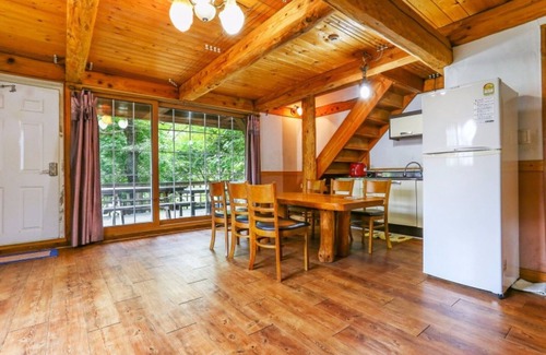 Yongmun House | Yangpyeong Log Camp Pension