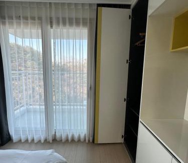 Yangyang House | Yangyang Ocean sketch 24k