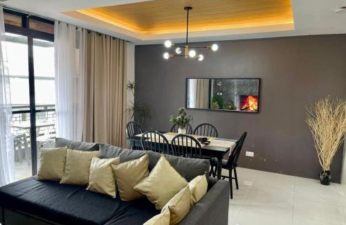 Military Cut-off Apartment | Yanna's Unit - 3Bedroom with Breakfast