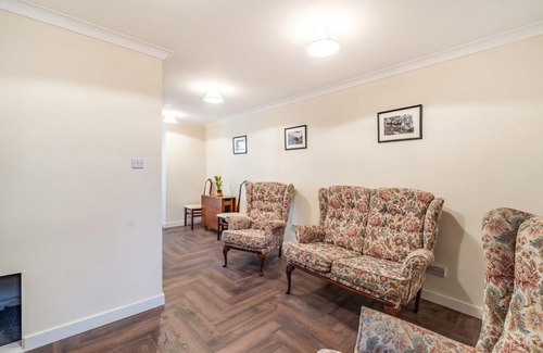 Rowrah House | Yantethera