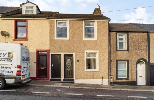 Rowrah House | Yantethera