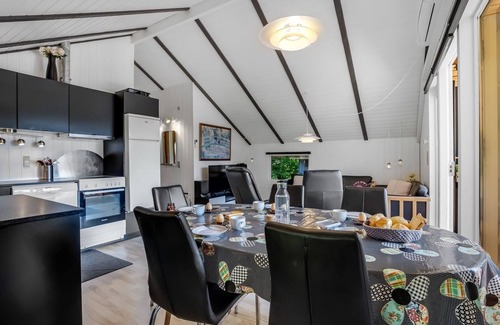Vemb House | "Yarla" - 500m to the fjord by Interhome