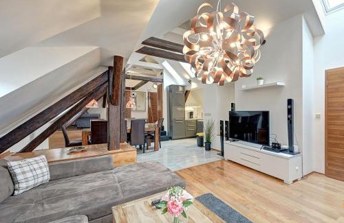 Stare Mesto Apartment | YAY Central