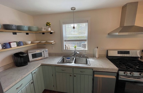 Middlesex House | Year-round, beautiful lake front home on Canandaigua Lake. 20-min to Ski Resorts