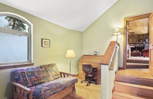 Alpine Meadows House | Year-Round Oasis w/ Private BBQ on Deck | Short Drive to Commons Beach!