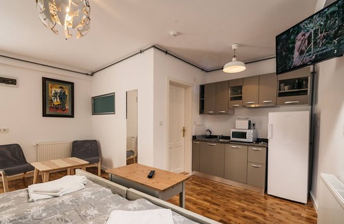 Historic Center Apartment | YellowBoot Aparthotel 6 - Stay abroad, feel at home