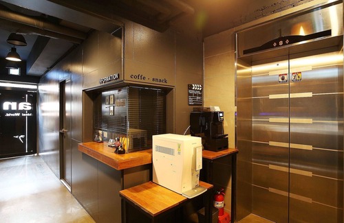 Yeongdong Hotel | Yeongdong 32 Days