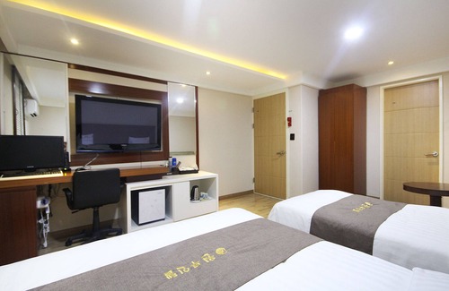 Hak-dong Hotel | Yeosu One Self Check-in Motel