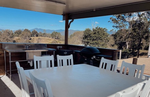 Dayboro Bed & Breakfast | Yesteryear bed & breakfast, close to everything Dayboro has to offer